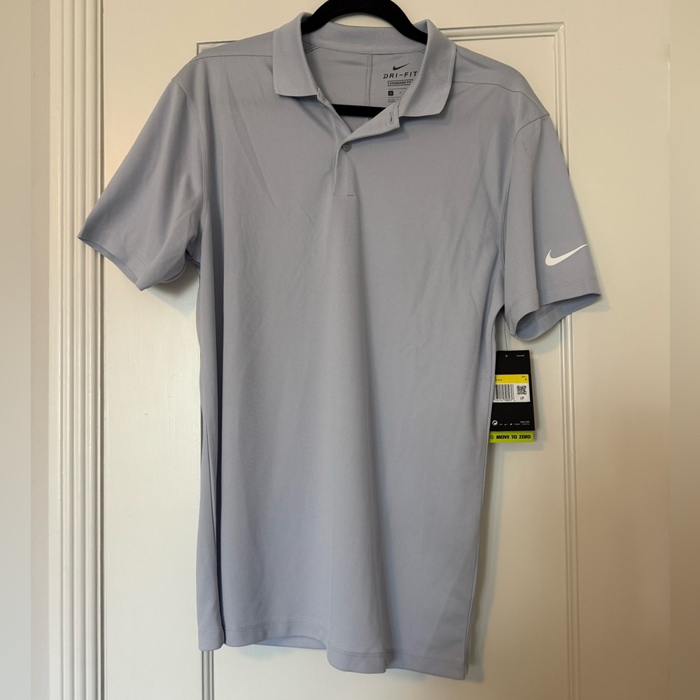 Brand new with tags NIKE - MEN'S VICTORY SOLID POLO in cool grey size S.